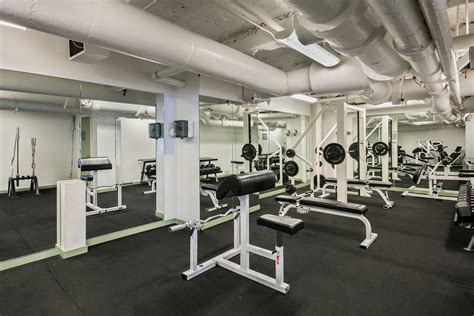 5 Tudor City Place Fitness Center .